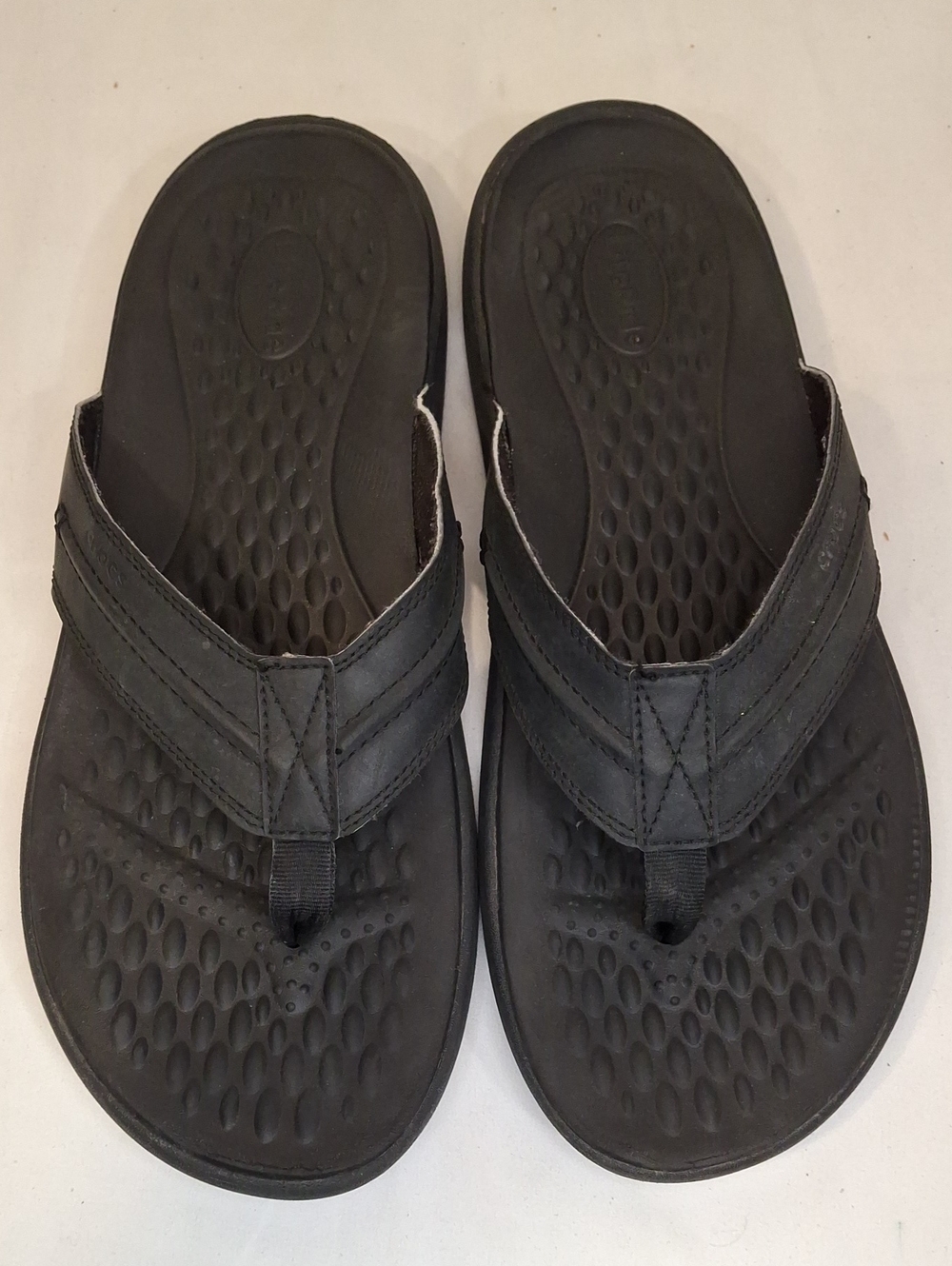 Crocs Mens Yukon Vista II Thong Flip Flop Sandals. Cushioned Footbed